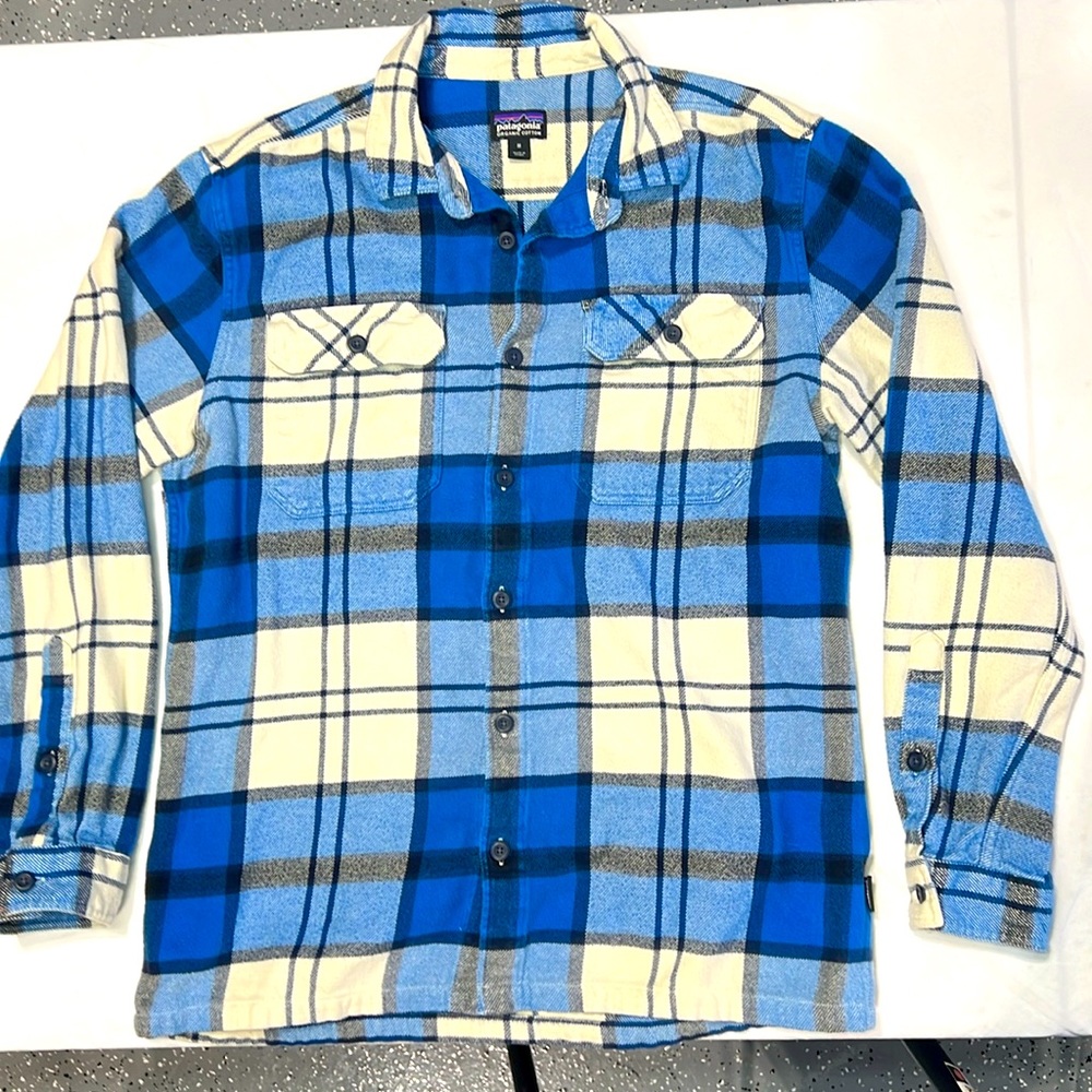 Patagonia Organic Cotton Men’s Medium Blue Plaid Flannel